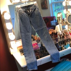 Juicy Couture Skinny Jeans size 26